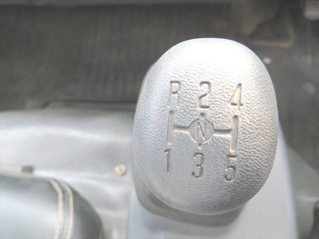 いすゞエルフ平ボディ小型（2t・3t）[写真34]