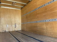 三菱ふそうキャンターアルミバン小型（2t・3t）[写真12]