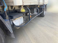 三菱ふそうキャンターアルミバン小型（2t・3t）[写真20]