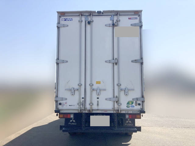 三菱ふそうキャンターアルミバン小型（2t・3t）[写真08]