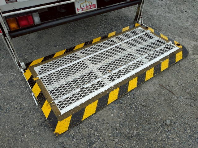 マツダタイタン平ボディ小型（2t・3t）[写真14]