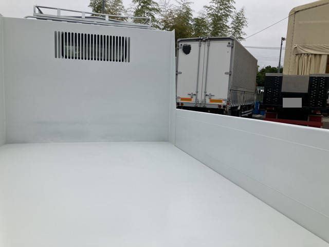 三菱ふそうキャンターダンプ小型（2t・3t）[写真14]