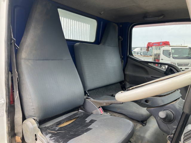 三菱ふそうキャンターダンプ小型（2t・3t）[写真33]