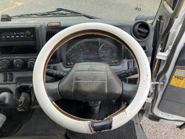 三菱ふそうキャンターダンプ小型（2t・3t）[写真35]