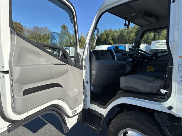 三菱ふそうキャンターパッカー車（塵芥車）小型（2t・3t）[写真14]