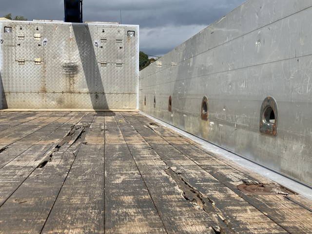 日野レンジャークレーン4段増トン（6t・8t）[写真15]