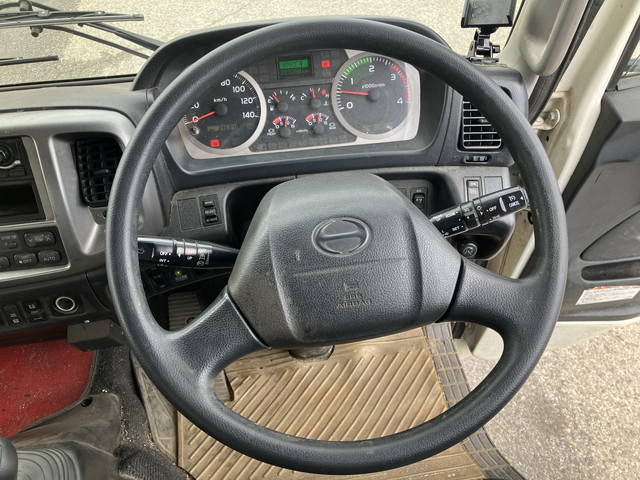 日野レンジャークレーン4段増トン（6t・8t）[写真33]