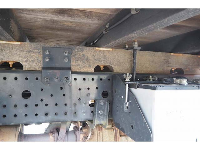 いすゞフォワードクレーン6段中型（4t）[写真25]