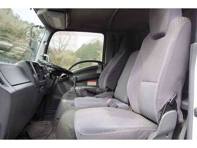 いすゞフォワードクレーン6段中型（4t）[写真36]