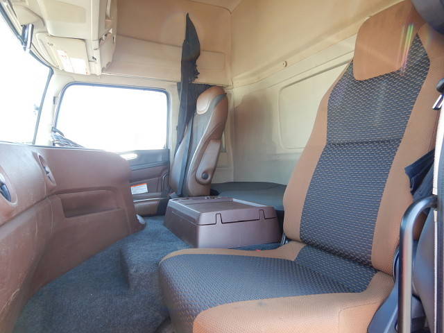 日野プロフィアアルミウイング大型（10t）[写真17]