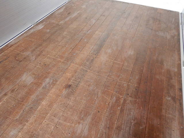 日野プロフィアアルミウイング大型（10t）[写真25]