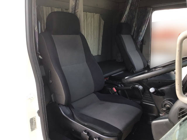 日野レンジャーアルミウイング中型（4t）[写真30]