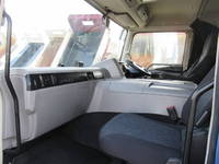 三菱ふそうスーパーグレートアルミウイング大型（10t）[写真17]