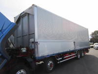 三菱ふそうスーパーグレートアルミウイング大型（10t）[写真20]