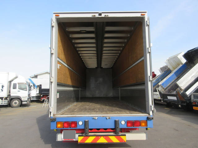 三菱ふそうスーパーグレートアルミウイング大型（10t）[写真23]