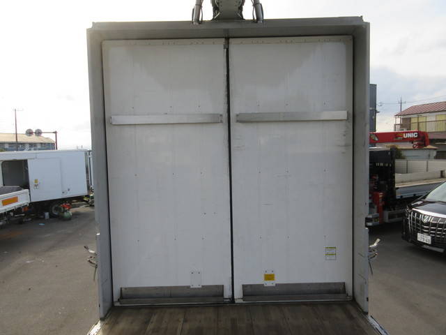 三菱ふそうスーパーグレートアルミウイング大型（10t）[写真27]