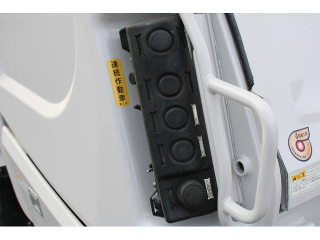 いすゞエルフパッカー車（塵芥車）小型（2t・3t）[写真24]