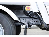 いすゞエルフパッカー車（塵芥車）小型（2t・3t）[写真26]