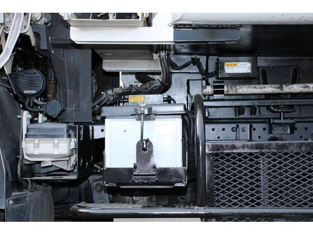 いすゞエルフパッカー車（塵芥車）小型（2t・3t）[写真29]