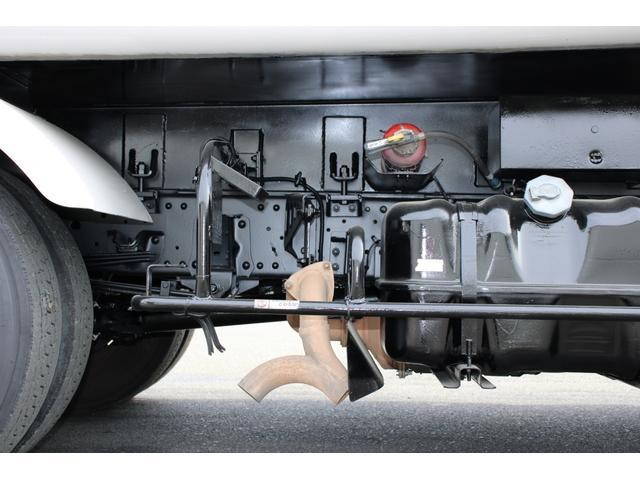 いすゞエルフパッカー車（塵芥車）小型（2t・3t）[写真30]