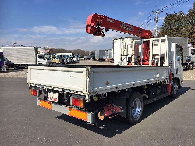 いすゞエルフユニック4段小型（2t・3t）[写真02]