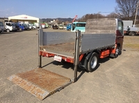 三菱ふそうキャンターアルミブロック小型（2t・3t）[写真02]