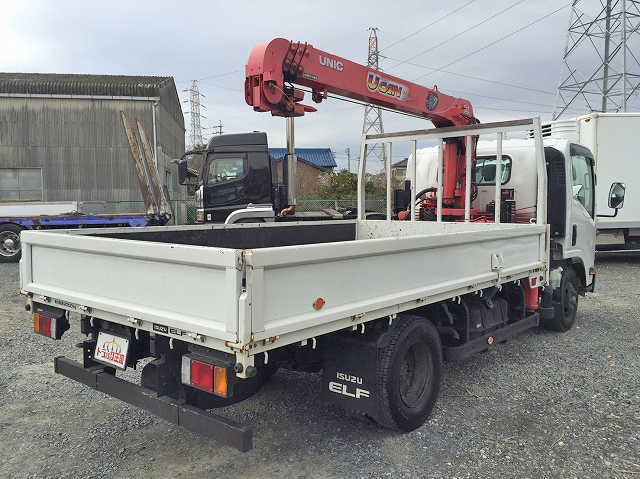 いすゞエルフユニック4段小型（2t・3t）[写真02]