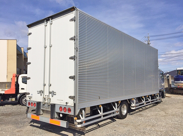 いすゞフォワードアルミバン中型（4t）[写真02]