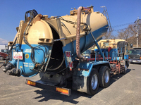 いすゞギガ汚泥吸引車大型（10t）[写真02]