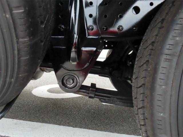 三菱ふそうキャンターコンテナ専用車小型（2t・3t）[写真36]