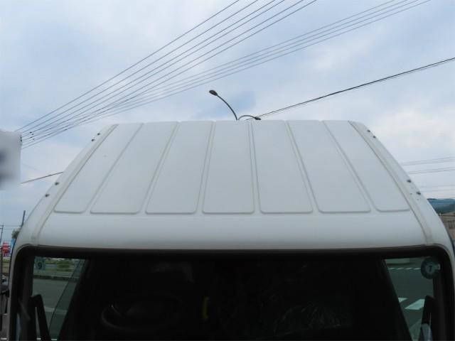 三菱ふそうキャンターコンテナ専用車小型（2t・3t）[写真08]