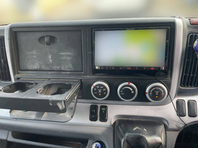 三菱ふそうキャンターダンプ小型（2t・3t）[写真28]