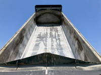 いすゞギガ深ダンプ（土砂禁ダンプ）大型（10t）[写真13]