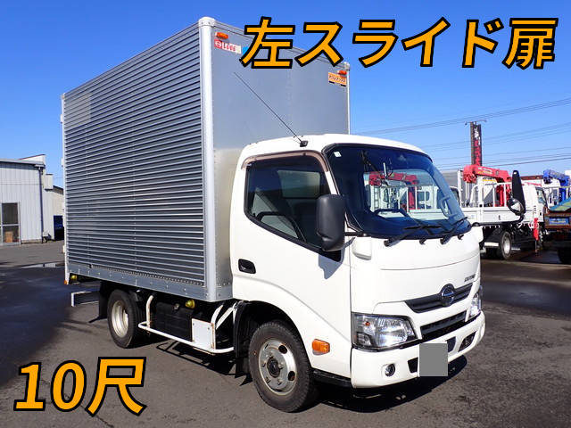 日野デュトロアルミバン小型（2t・3t）[写真01]