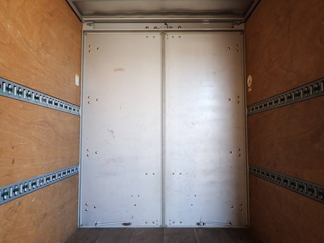 日野デュトロアルミバン小型（2t・3t）[写真17]