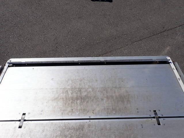 日野レンジャー冷凍車（冷蔵車）中型（4t）[写真17]