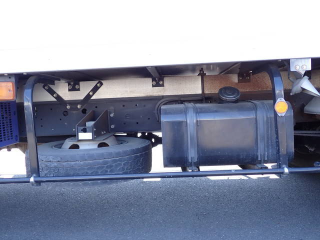 日野レンジャー冷凍車（冷蔵車）中型（4t）[写真31]