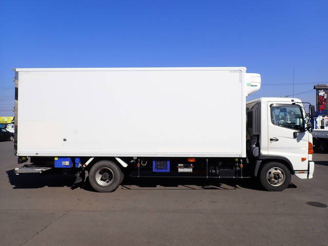 日野レンジャー冷凍車（冷蔵車）中型（4t）[写真05]