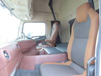 日野プロフィアトレーラーヘッド（トラクターヘッド）大型（10t）[写真19]