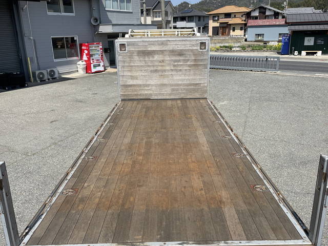 日野レンジャーアルミブロック中型（4t）[写真10]