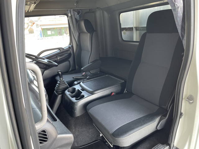 日野レンジャーアルミブロック中型（4t）[写真28]