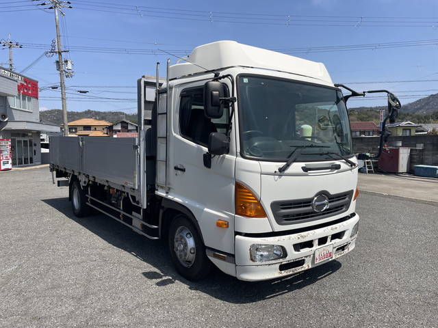 日野レンジャーアルミブロック中型（4t）[写真03]