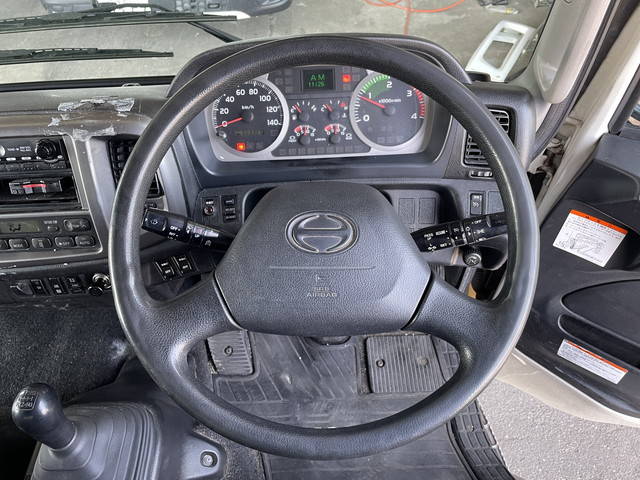 日野レンジャーアルミブロック中型（4t）[写真35]