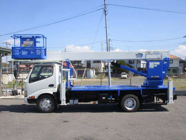日野デュトロ高所作業車小型（2t・3t）[写真06]