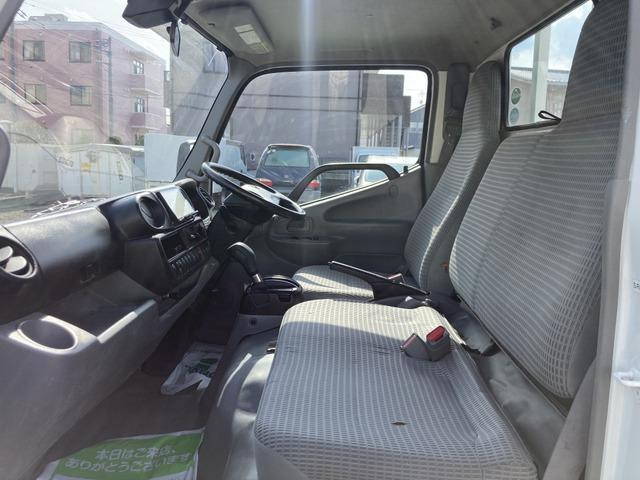 トヨタダイナ平ボディ小型（2t・3t）[写真32]