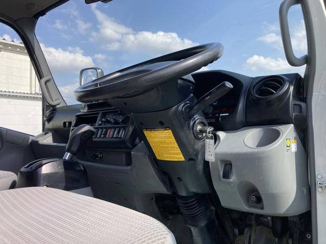 トヨタダイナ平ボディ小型（2t・3t）[写真38]