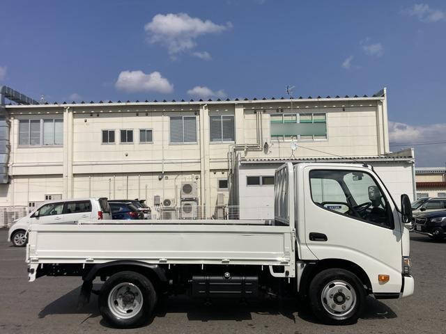 トヨタダイナ平ボディ小型（2t・3t）[写真04]