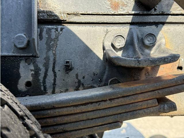 いすゞフォワードコンテナ専用車増トン（6t・8t）[写真19]