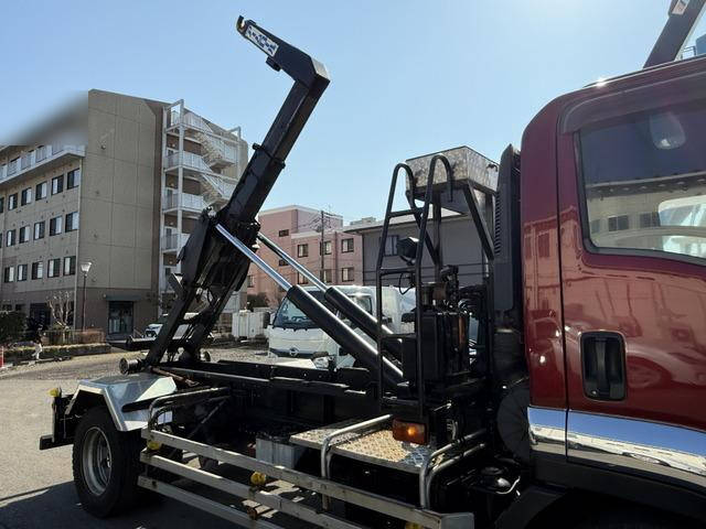 いすゞフォワードコンテナ専用車増トン（6t・8t）[写真05]