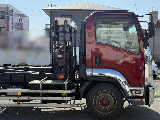 いすゞフォワードコンテナ専用車増トン（6t・8t）[写真08]